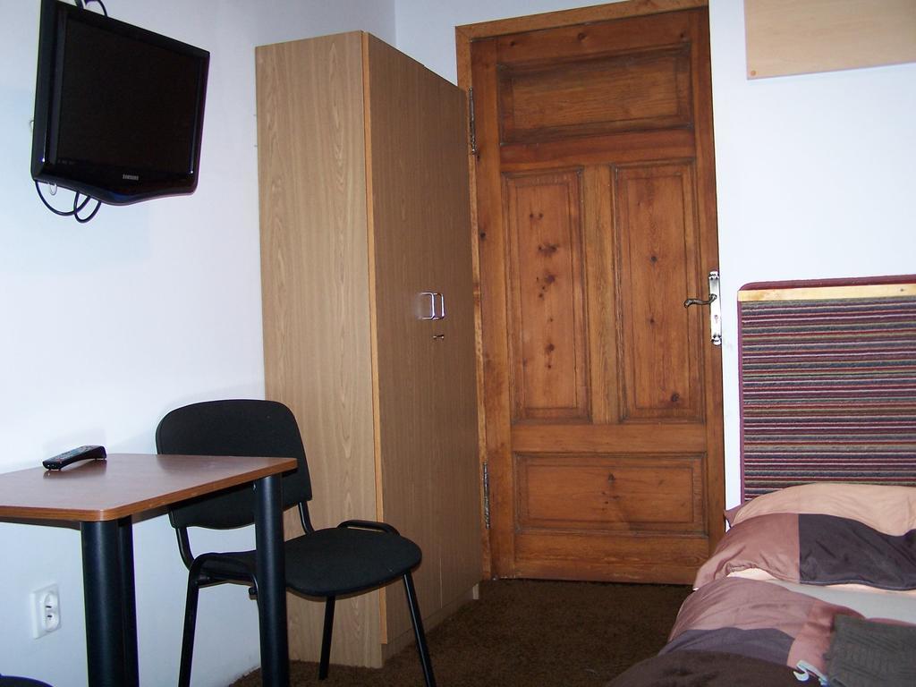 Film Hostel Poznań Værelse billede