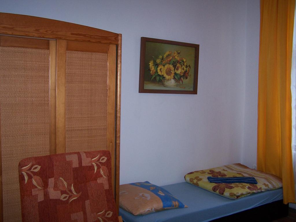 Film Hostel Poznań Eksteriør billede