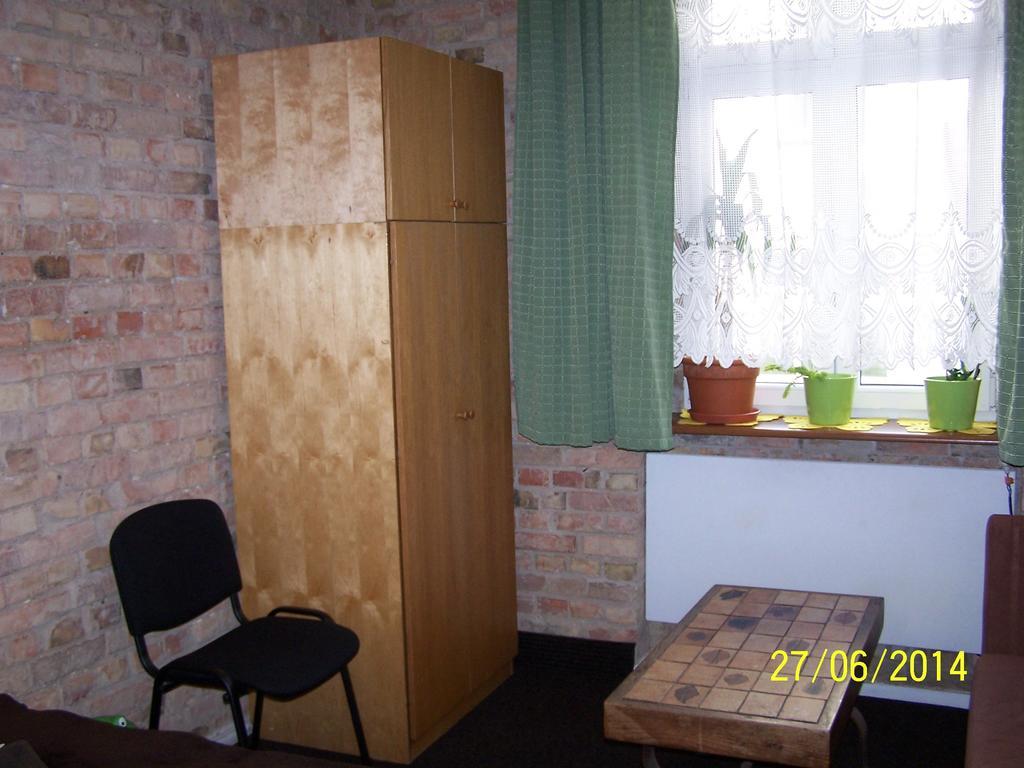 Film Hostel Poznań Eksteriør billede