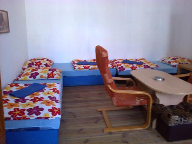 Film Hostel Poznań Eksteriør billede