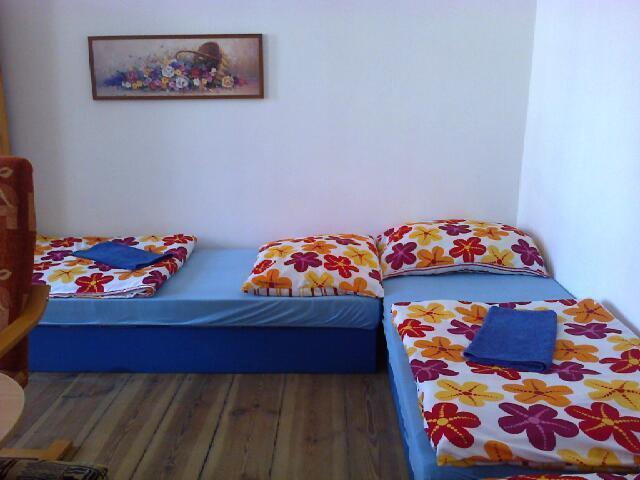 Film Hostel Poznań Eksteriør billede
