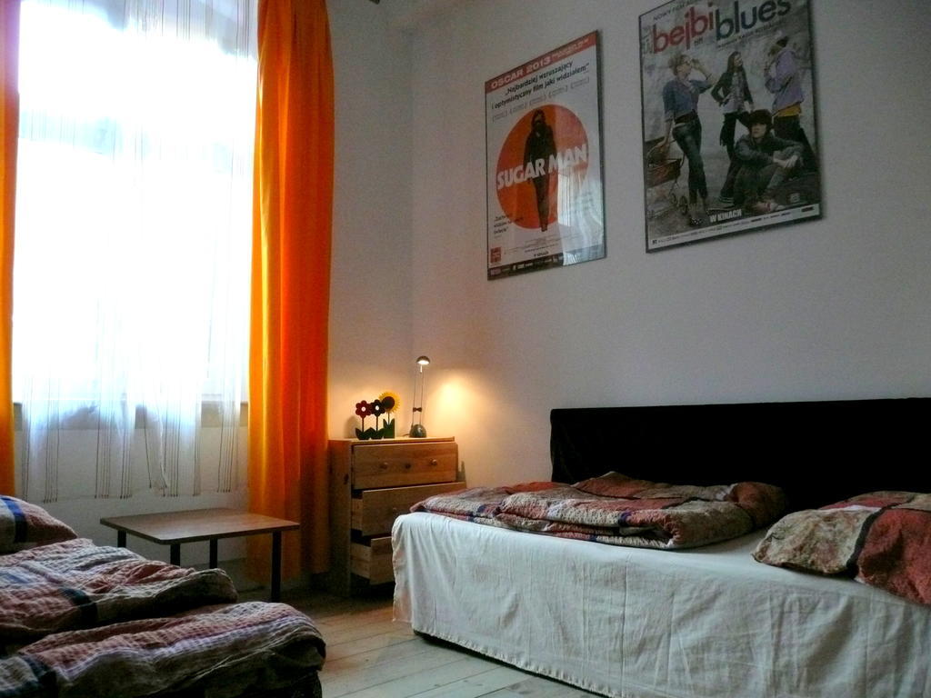 Film Hostel Poznań Eksteriør billede