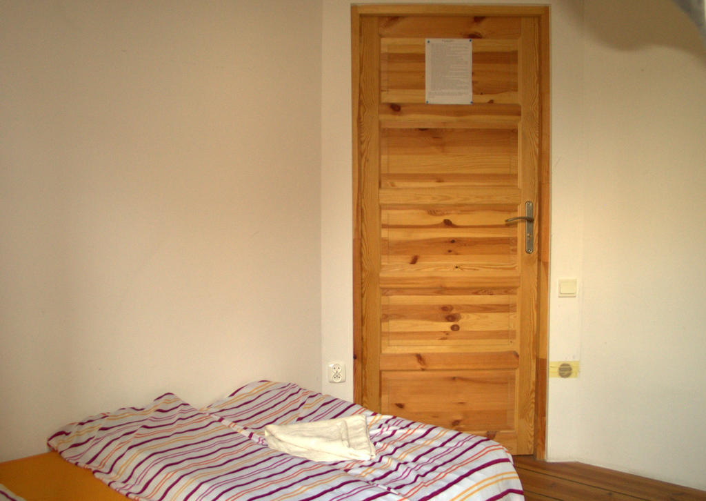 Film Hostel Poznań Eksteriør billede